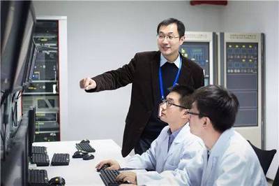 科技報國，青春無悔——致敬兩位榮獲中國青年五四獎章的天津網絡技術研發者